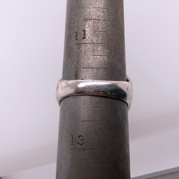 Men's Skull Ring - Picture 8 of 10